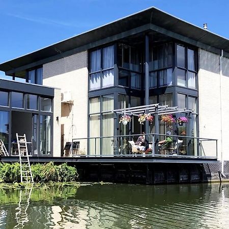 Prachtig Guesthouse Aan Het Water Almere Luaran gambar